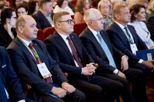 Алексей Текслер дал старт Открытому форуму по экологии и сохранению водных объектов