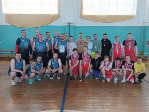 В Уйском, в ДК &laquo;Колос&raquo; прошел 14-ый районный турнир по баскетболу