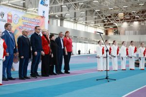 Губернатор Алексей Текслер участвовал в открытии Всероссийских соревнований по спорту слепых по легкой атлетике