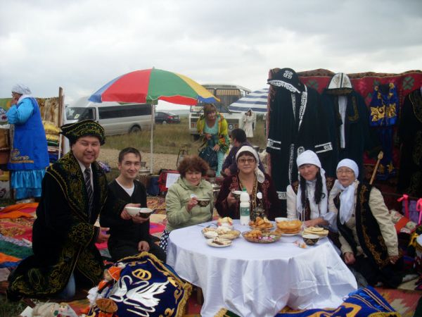 Казахи из Уйского района  участвовали в  фестивале «Туган жер»
