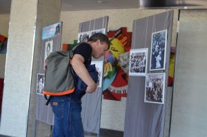 В Уйском ДК экспонируется новая фотовыставка &laquo;Чтобы помнили&hellip;&raquo;