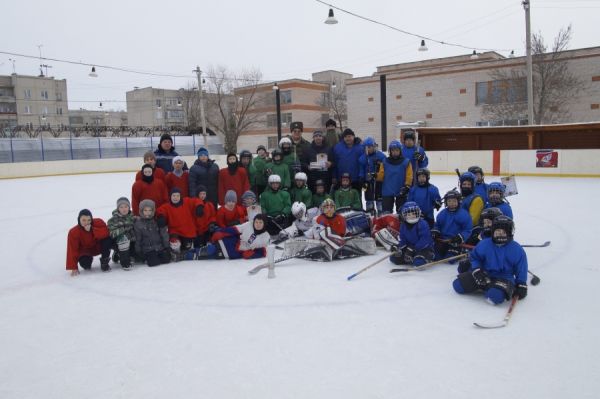 В Мирном прошел Рождественский турнир по хоккею