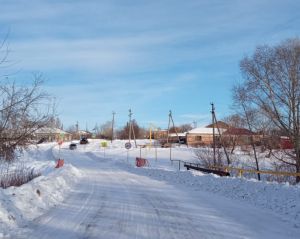 В Маслово очистили улицы от снега и наледи