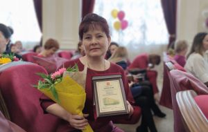 Работник культуры Уйского района удостоена премии ЗСО