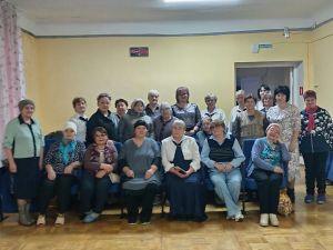 В ДК Мирного прошел творческий вечер местной поэтессы Людмилы Собьяниной