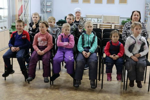 В Уйском краеведческом музее провели патриотический час