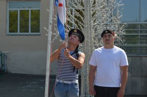 В Уйском прошел автопробег и митинг-концерт в честь 330-летия Дня Военно-морского флота