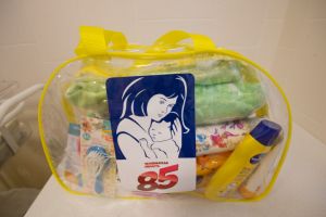 Молодые мамы  Уйского района получают подарки для новорожденных