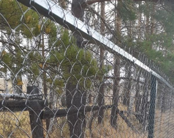 В Магадеево заменили ограждение на мусульманском кладбище