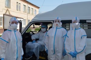 В Уйском на пульт диспетчера &laquo;Скорой помощи&raquo; поступает до 80 звонков в день