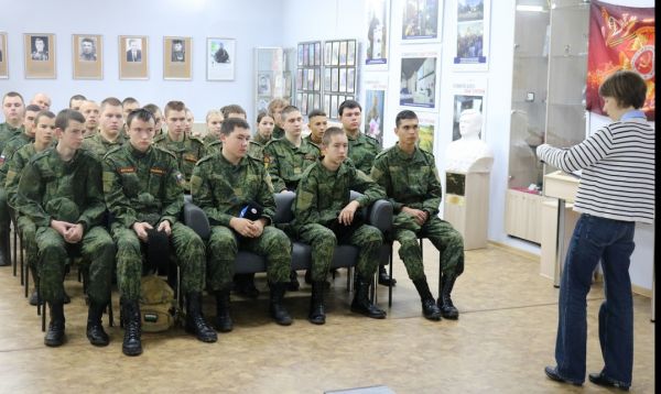 В краеведческом музее состоялась встреча со студентами Уйского филиала