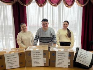 Коллектив ДК &laquo;Колос&raquo; собрал гумпомощь для подшефных территорий Челябинской области