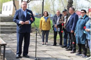 В Уйском прошел митинг, посвященный Дню участников ликвидации последствий радиационных аварий