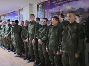 Сейчас старшеклассники из Уйского района проходят учебные сборы