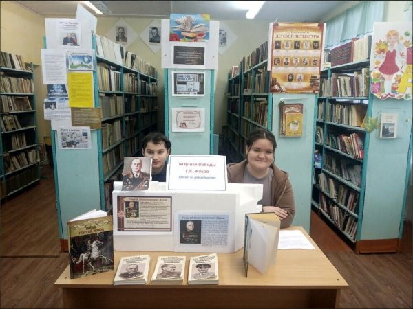В Мирненской школе прошла акция &laquo;Парта героя&raquo;