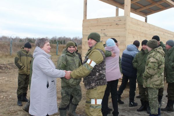 Сотрудники УКЦСОН доставили гуманитарный груз для мобилизованных