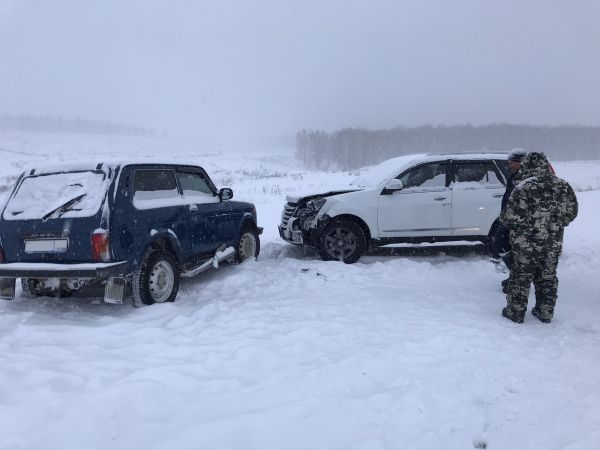 Вчера в снегопад в Уйском районе произошло два ДТП
