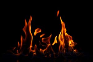 В выходные в Уйском горел гараж