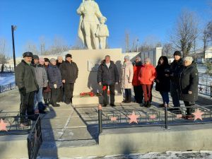 В Уйском прошла церемония, посвященная Дню Неизвестного Солдата