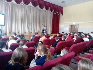 Полицейские Уйского района  проводят правовые уроки для школьников