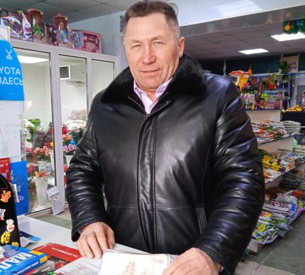 Жители Нижнеусцелемовского сельского поселения собрали деньги на покупку материала для маскировочных сетей