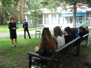 Полицейские Уйского района присоединились к акции &laquo;Каникулы с Общественным советом&raquo;