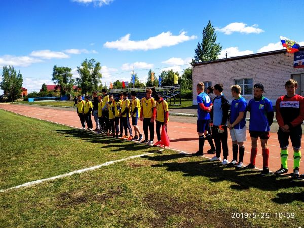 В Уйском прошли соревнования по футболу