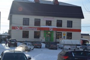 Из-за потепления в Уйском районе отдел ГО и ЧС предупреждает о риске схода снега с крыш