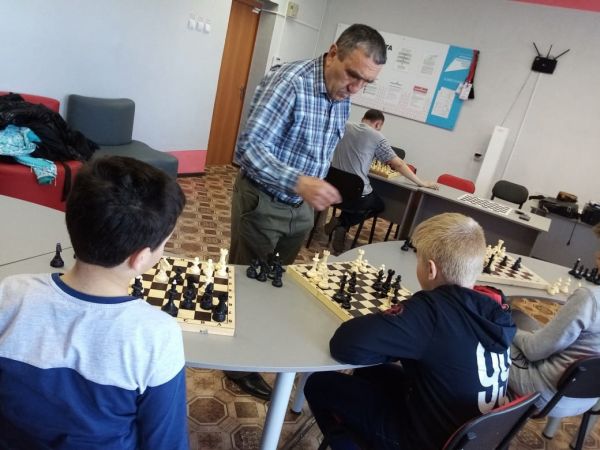 В «Точке роста» Уйской школы прошел шахматный турнир