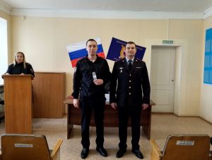 Полицейским Уйского района присвоили офицерские звания