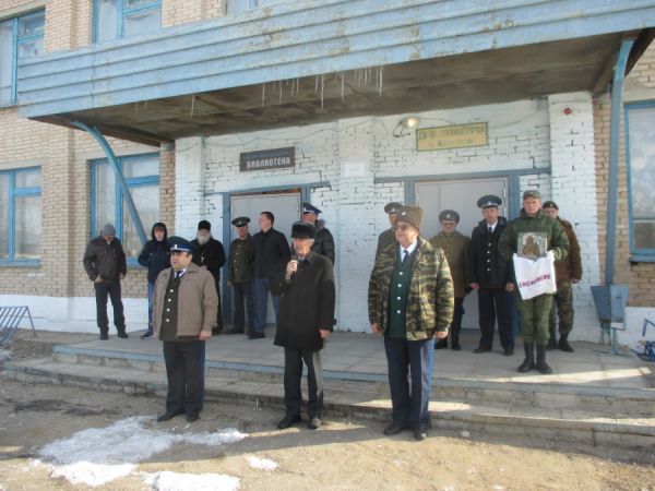 В Маслово прошли сборы юных казачат