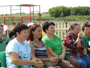 Жители Октябрьского отметили 90–летний юбилей поселка