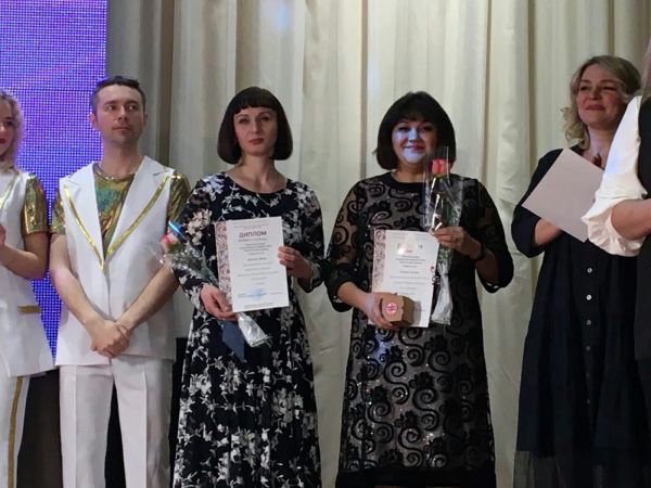 Солистки из ДК Ларино и Кидыша выступили на областном конкурсе