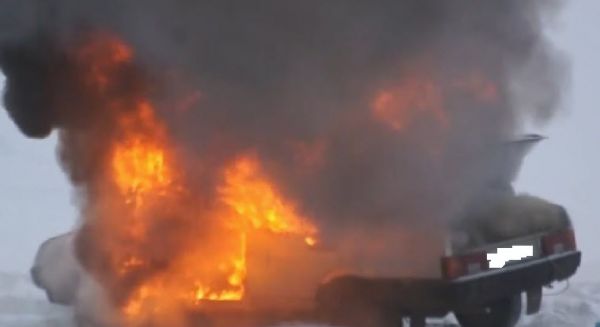 В Кочнево Уйского района сгорел автомобиль