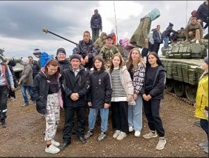 Учащиеся Нижнеусцелемовской школы побывали на танковом фестивале