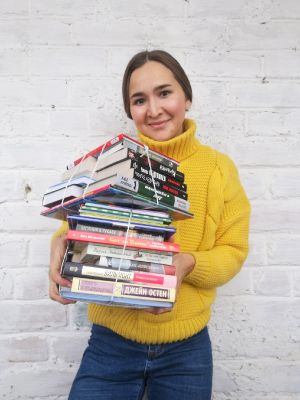 В библиотеку поселка  Зерновой поступили новые книги