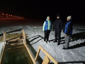 Полицейские Уйского района дежурили во время крещенских купаний