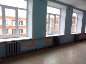 В Уйской школе заменили окна и систему отопления